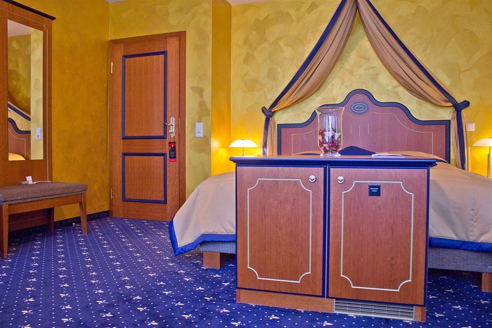 Waldhotel Forellenhof Баден-Баден Экстерьер фото