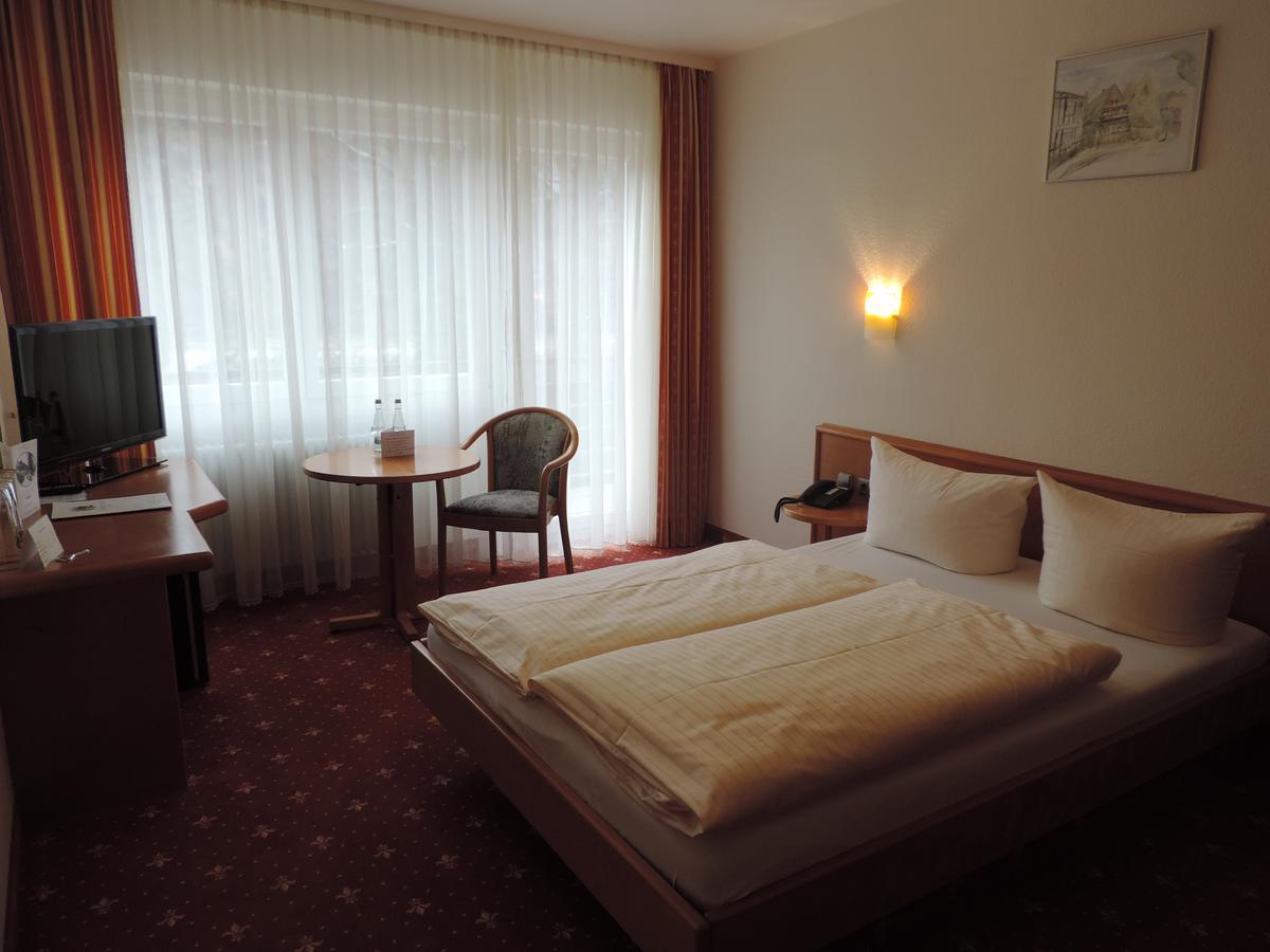 Waldhotel Forellenhof Баден-Баден Экстерьер фото