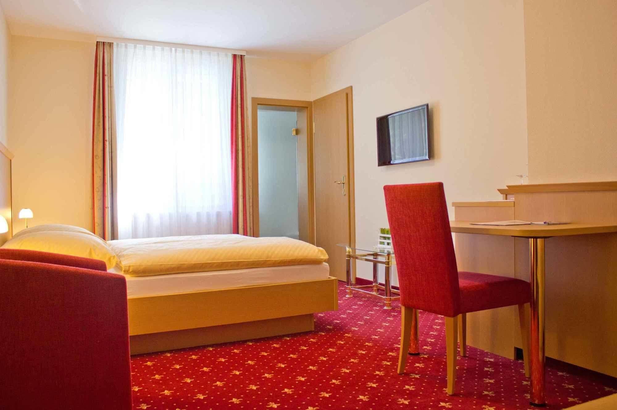 Waldhotel Forellenhof Баден-Баден Экстерьер фото